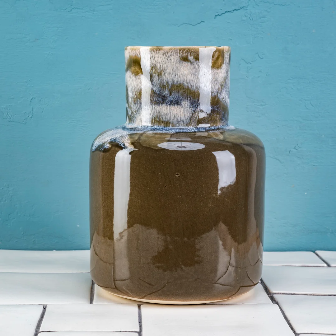 Bottle vase – Reactive saddle