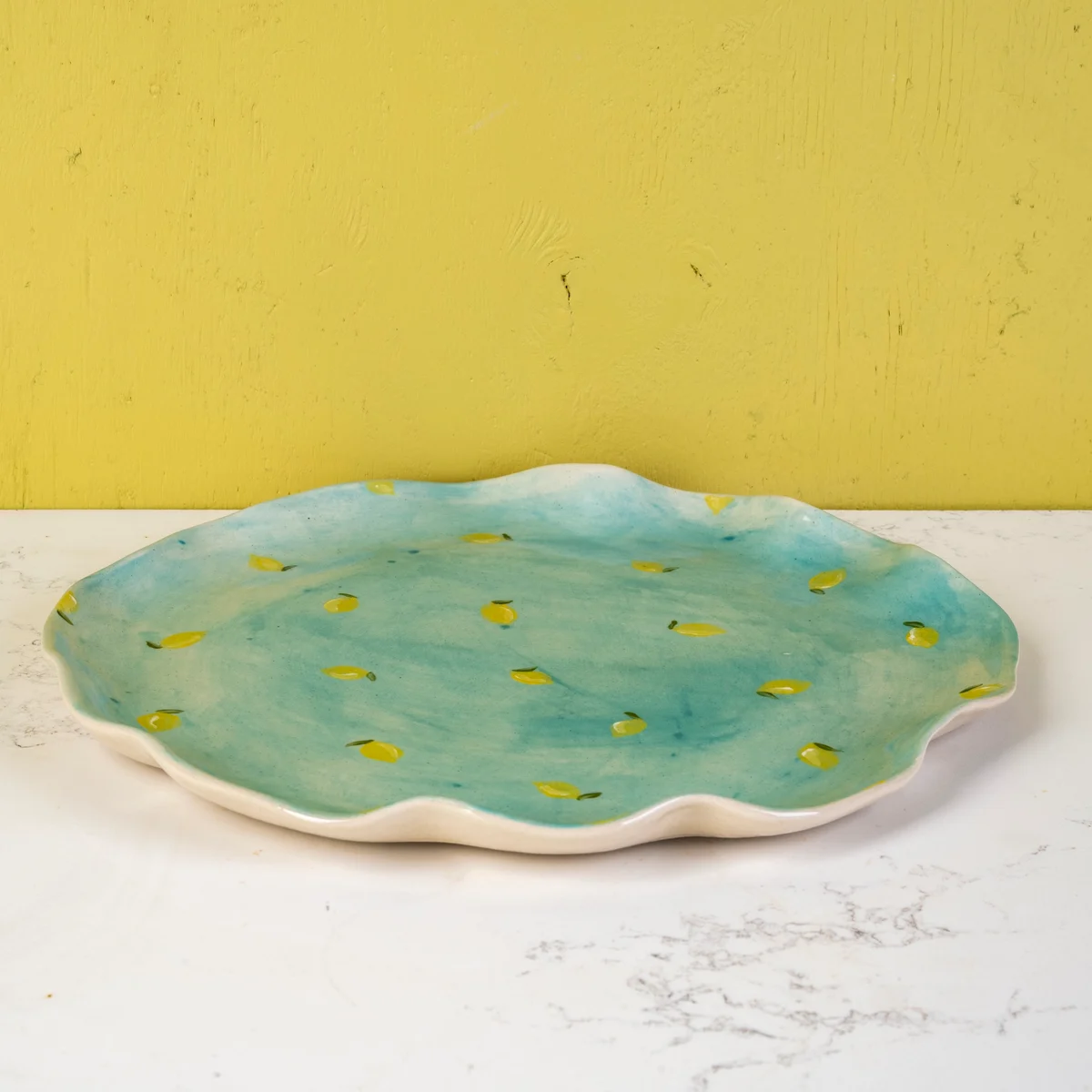 Flutter round plate – Tiny Lemons, view 1