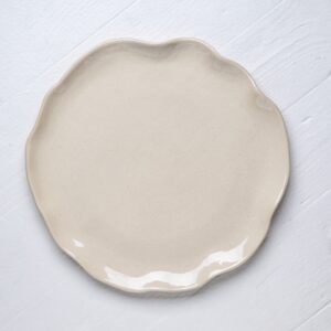 Flutter Off White Dinner Plate
