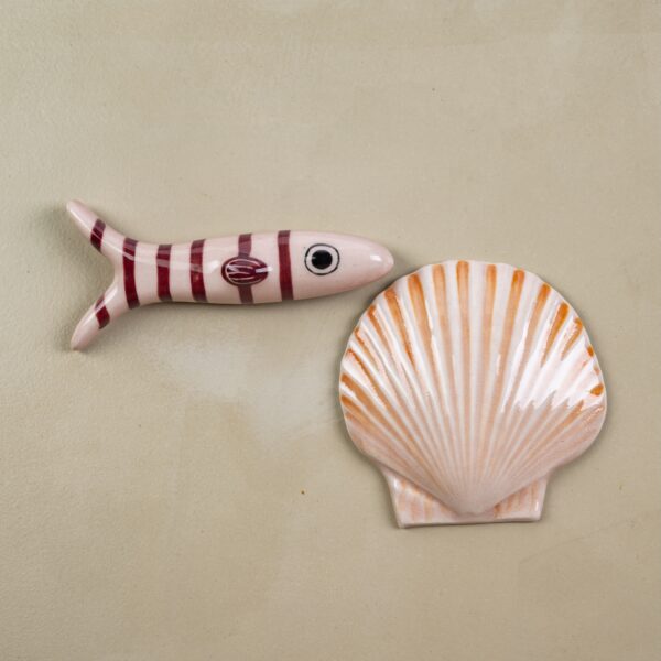 Nigel with Clam Shell - Image 2