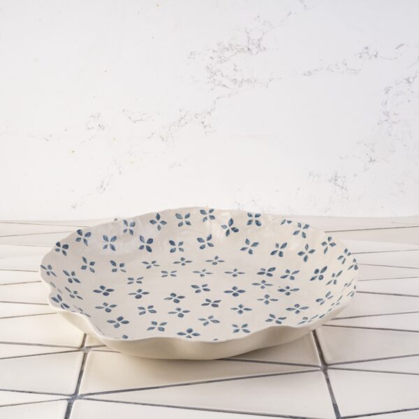 Flutter salad bowl lg tumbled petal press inky navy