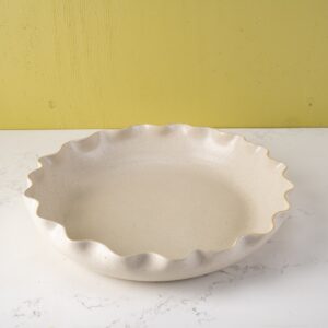 Acacia med fluted edge toasted cream