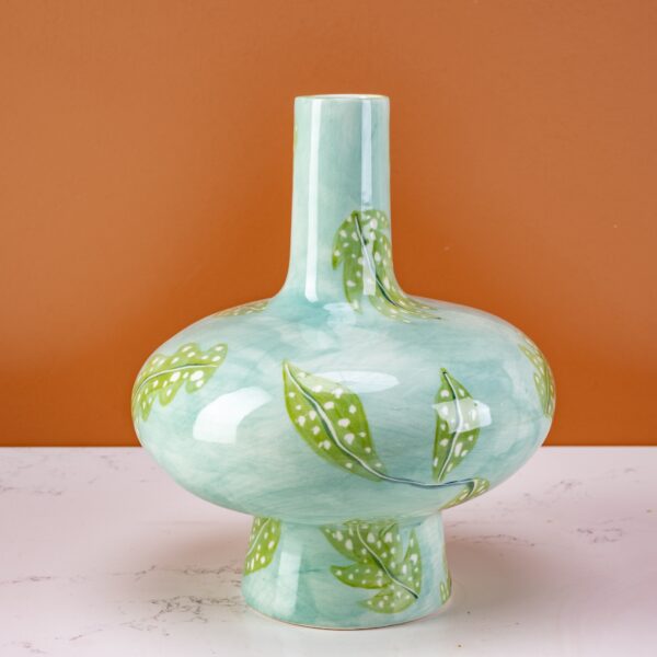 Dani vessel - Image 2