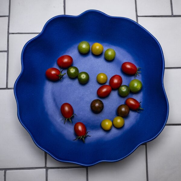 Flutter salad bowl lg matt cobalt - Image 2