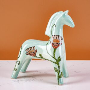 Horse sea green proteas