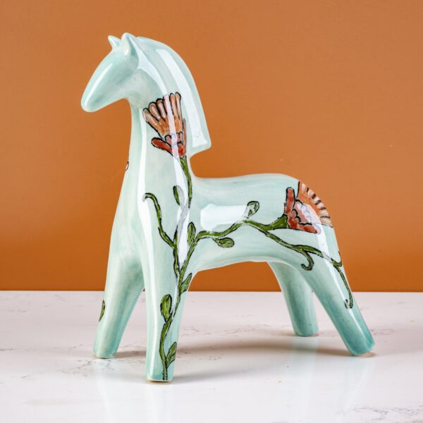 Horse sea green proteas - Image 2